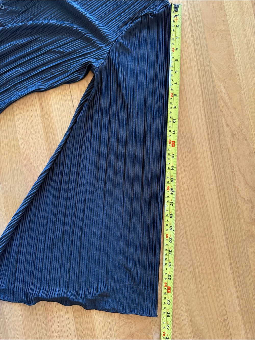Urban Outfitters Pleated V-Neck Button Blouse - XL - Picture 6 of 9